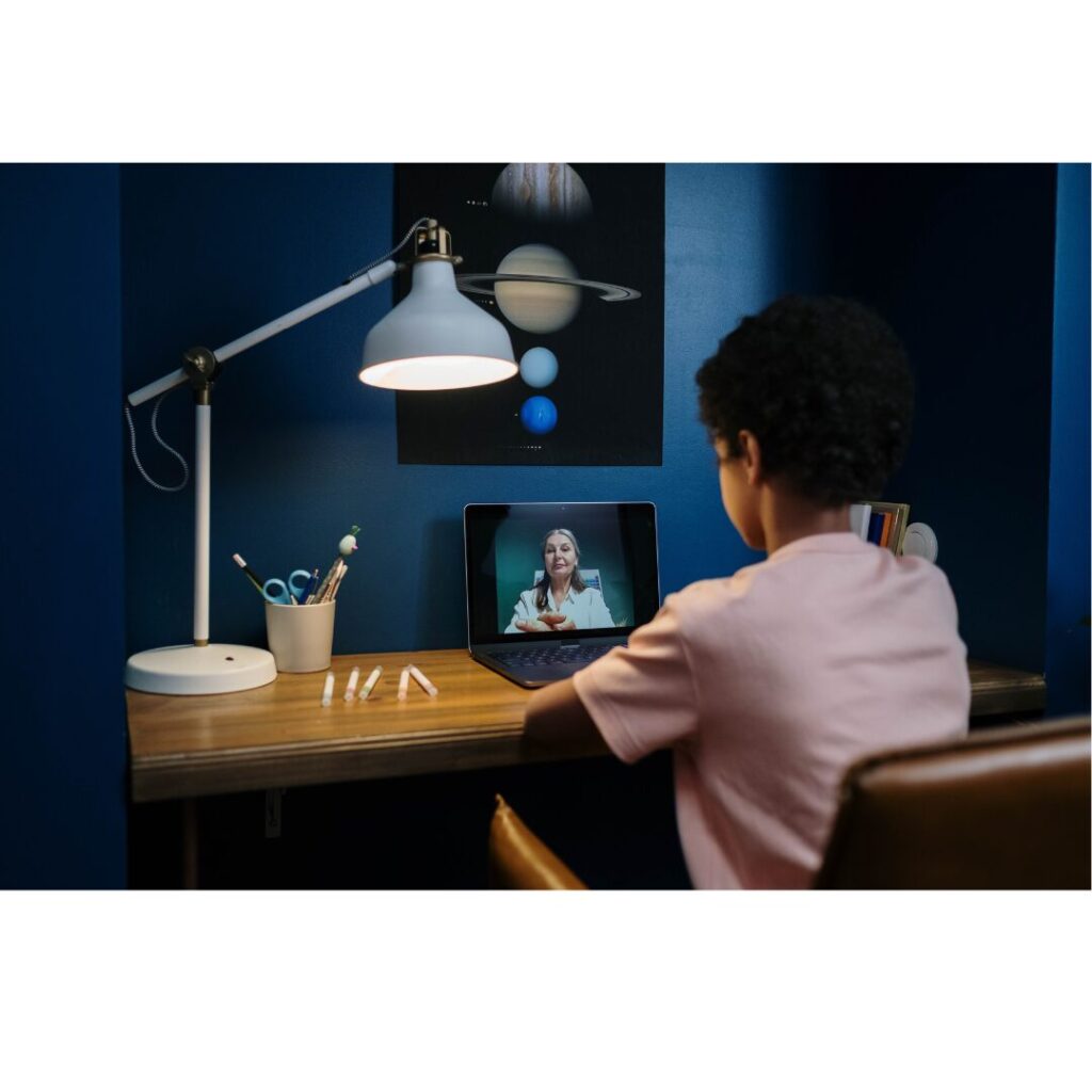 Can Online Classes Help in Homeschooling?